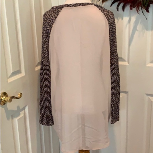 Part sweater part sheer hi low tunic by Lush - Picture 4 of 7